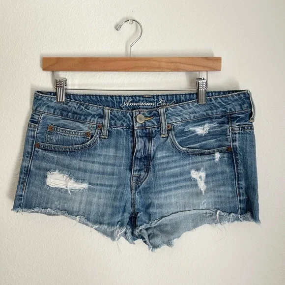 American Eagle 2010 Distressed Jean Shorts - Size 8 - Picture 1 of 7